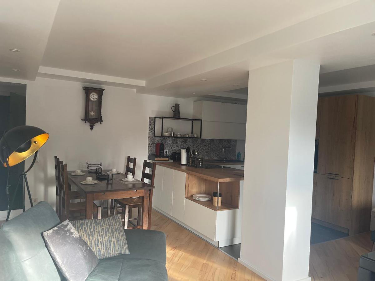 Moderne, Ruhige Ferienwohnung , Ideal Zum Abschalten Hadamar ภายนอก รูปภาพ